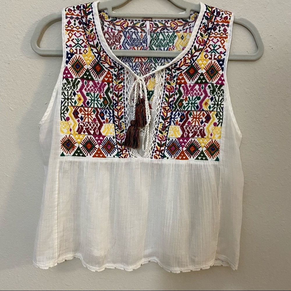FREE PEOPLE Lohri Embroidered Peasant Blouse SMALL - Picture 4 of 7